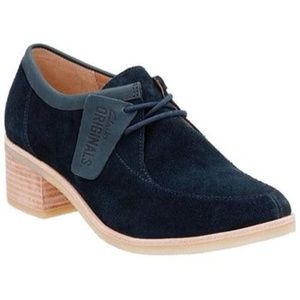 Clark's navy blue suede lace up heel 8